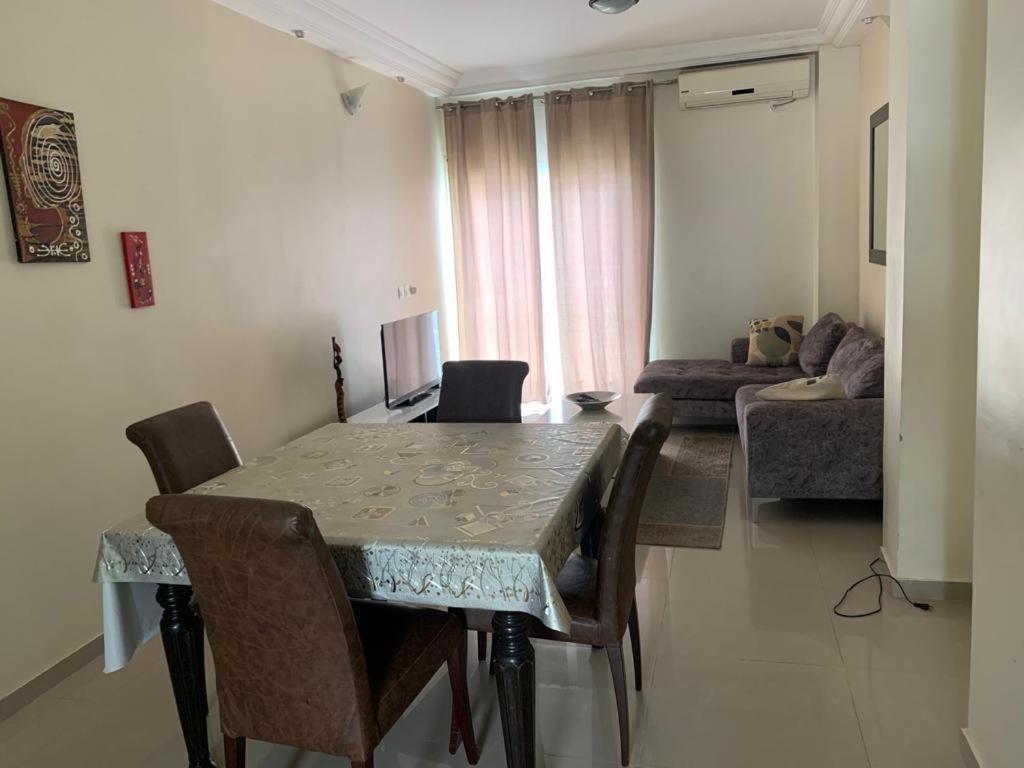 Appartement A Residence De La Paix ดาการ์ ภายนอก รูปภาพ